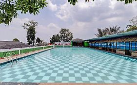 OYO 90617 Rumah Oma Opa Syariah